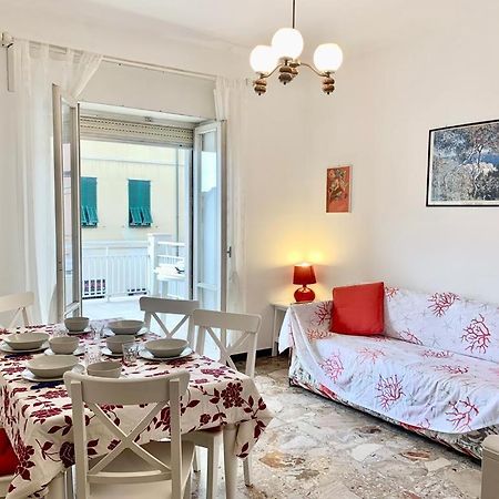 Casa Vacanza! A 50M Dal Mare! Bordighera Zewnętrze zdjęcie
