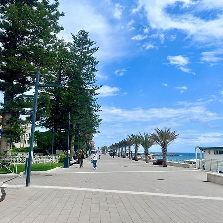 Casa Vacanza! A 50M Dal Mare! Bordighera Zewnętrze zdjęcie