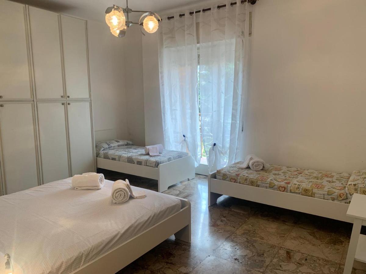 Casa Vacanza! A 50M Dal Mare! Bordighera Zewnętrze zdjęcie