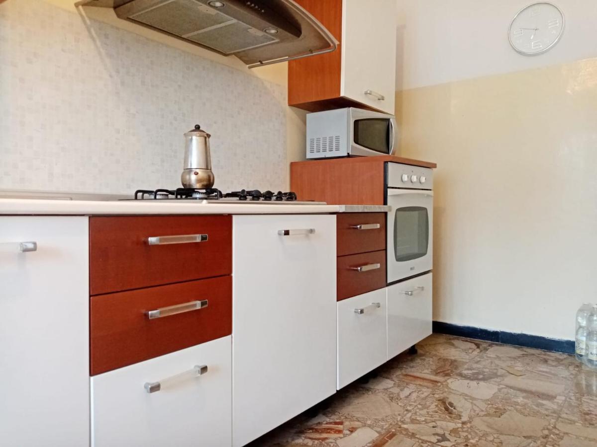 Casa Vacanza! A 50M Dal Mare! Bordighera Zewnętrze zdjęcie