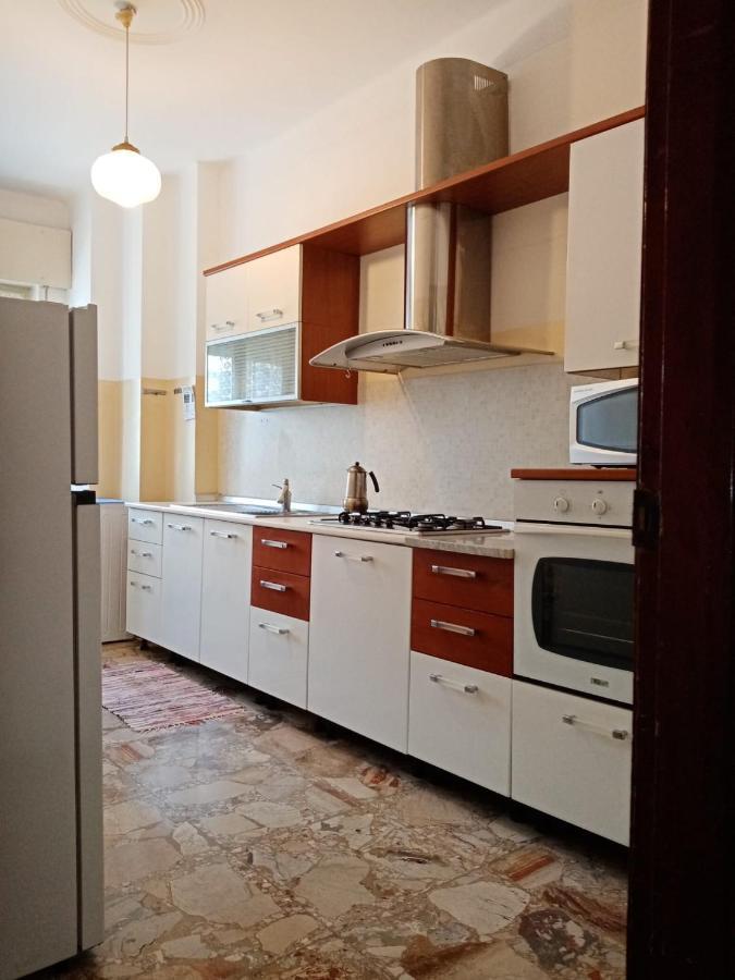 Casa Vacanza! A 50M Dal Mare! Bordighera Zewnętrze zdjęcie