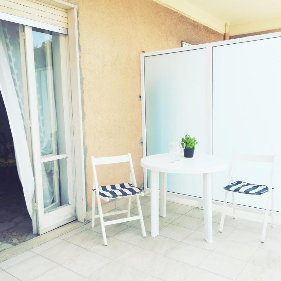 Casa Vacanza! A 50M Dal Mare! Bordighera Zewnętrze zdjęcie
